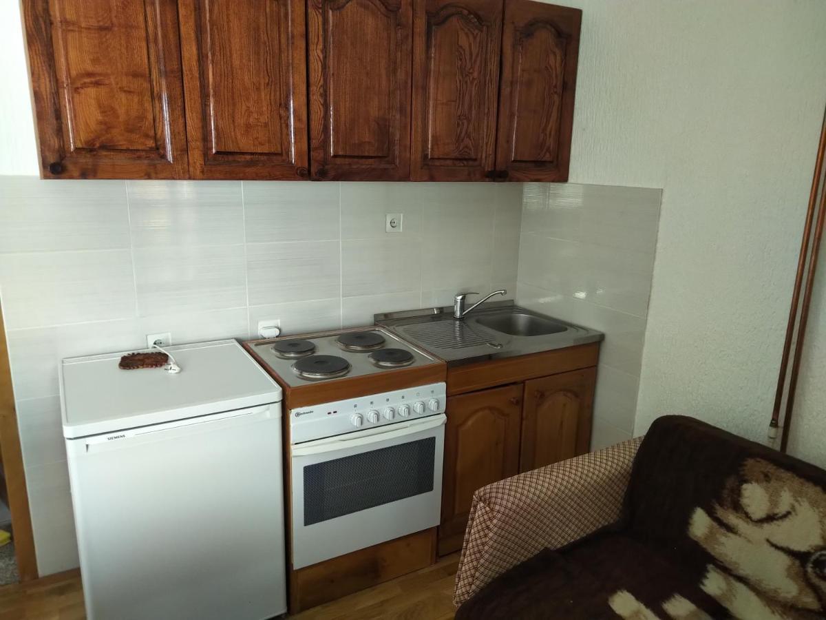 Apartments And Rooms Vicko Brzeće Extérieur photo