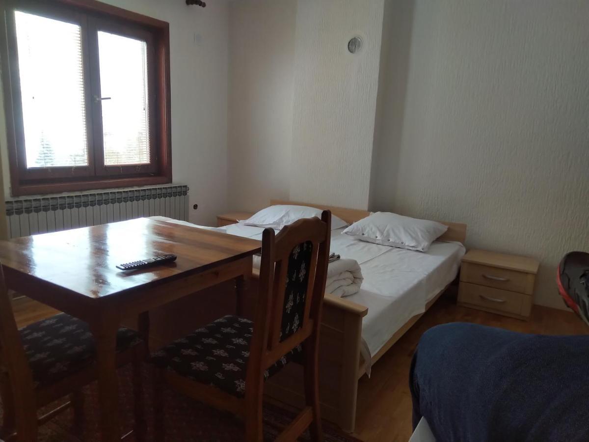Apartments And Rooms Vicko Brzeće Extérieur photo