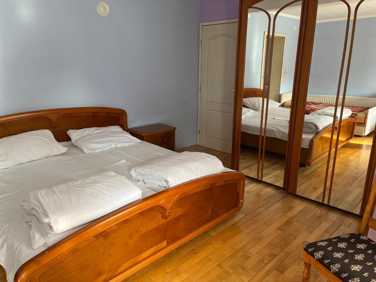 Apartments And Rooms Vicko Brzeće Extérieur photo