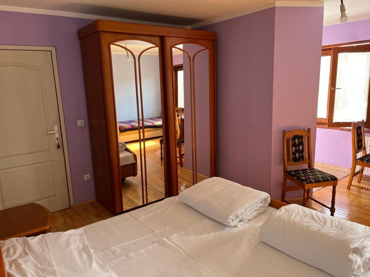 Apartments And Rooms Vicko Brzeće Extérieur photo