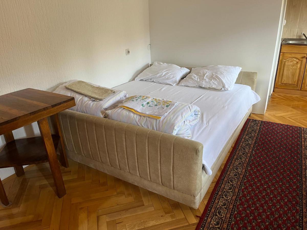 Apartments And Rooms Vicko Brzeće Extérieur photo