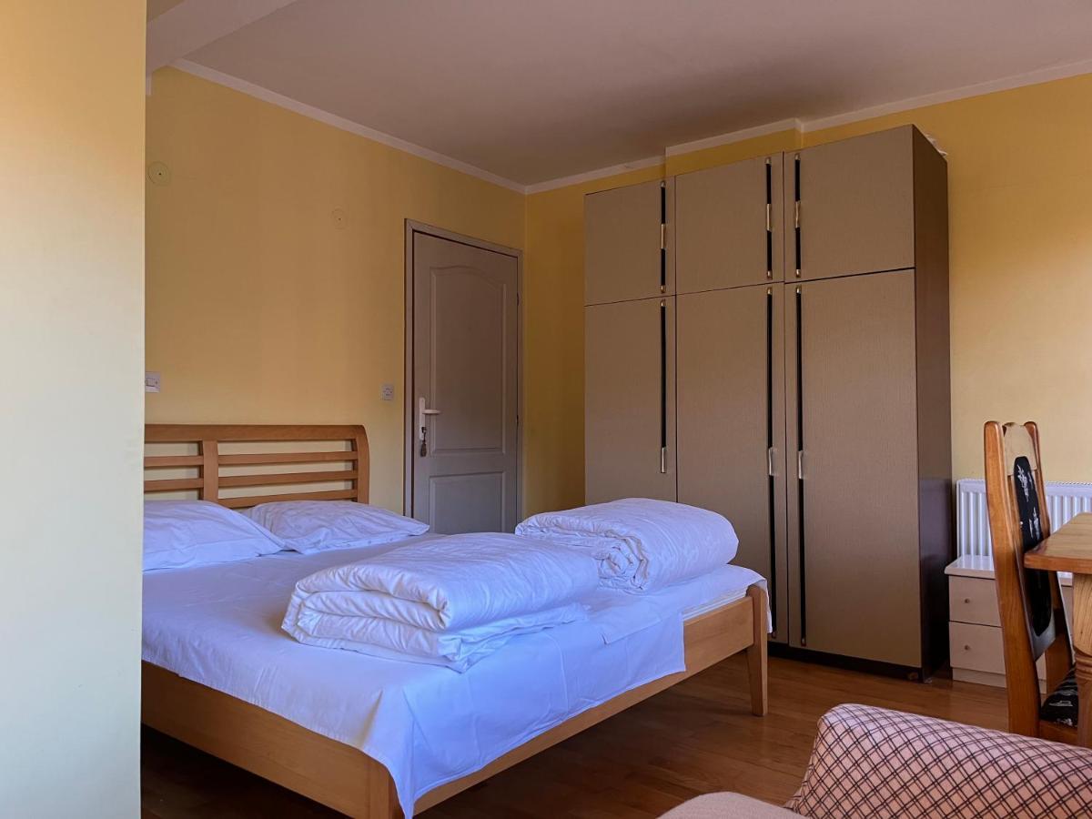 Apartments And Rooms Vicko Brzeće Extérieur photo