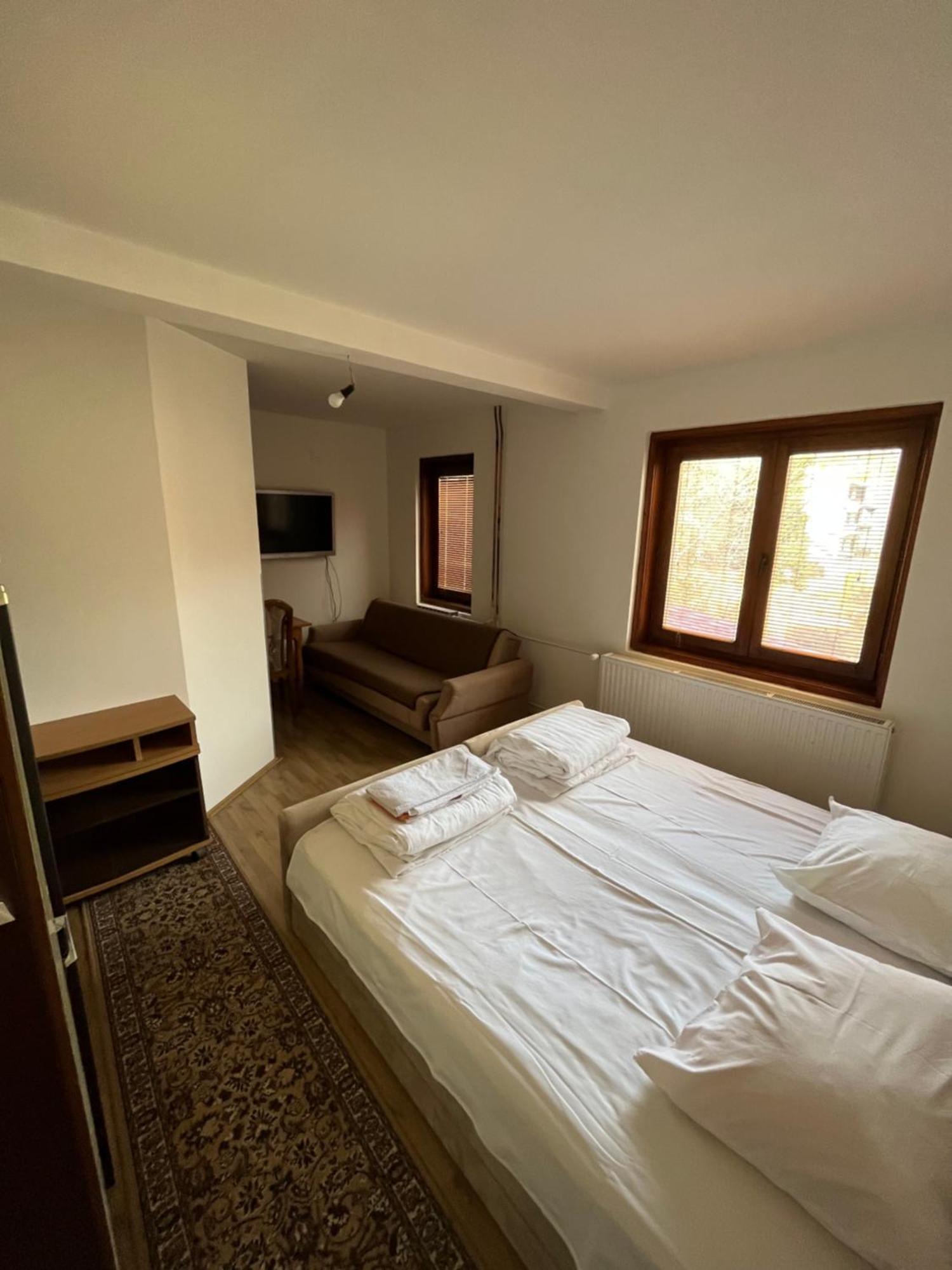 Apartments And Rooms Vicko Brzeće Extérieur photo