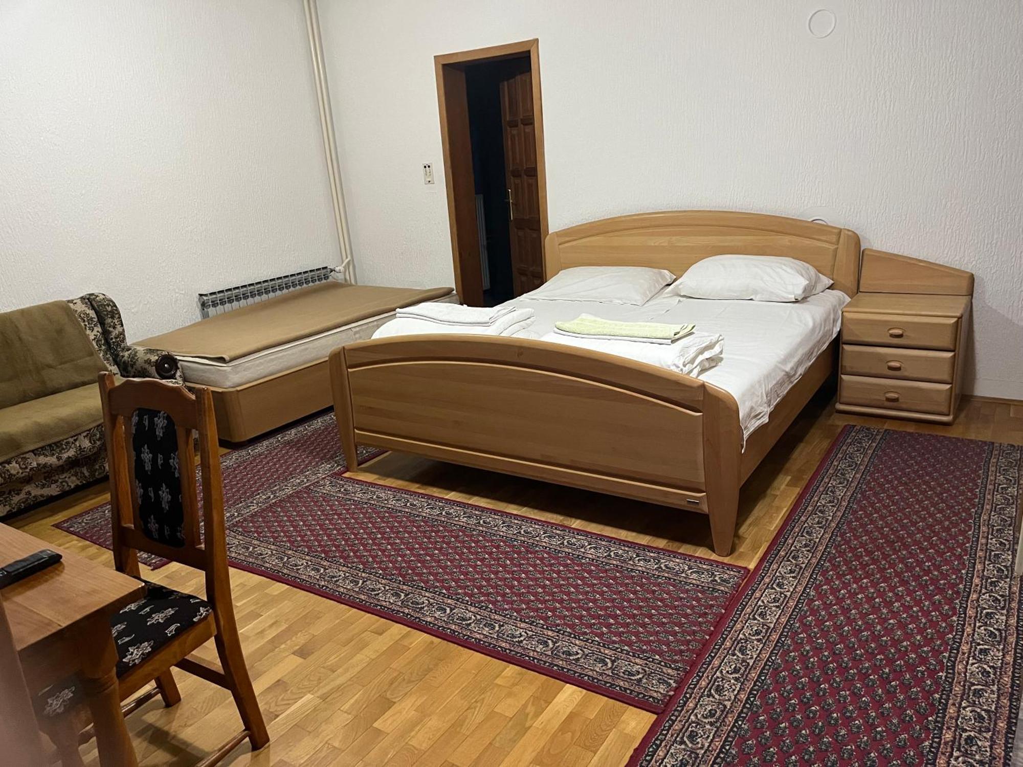 Apartments And Rooms Vicko Brzeće Extérieur photo