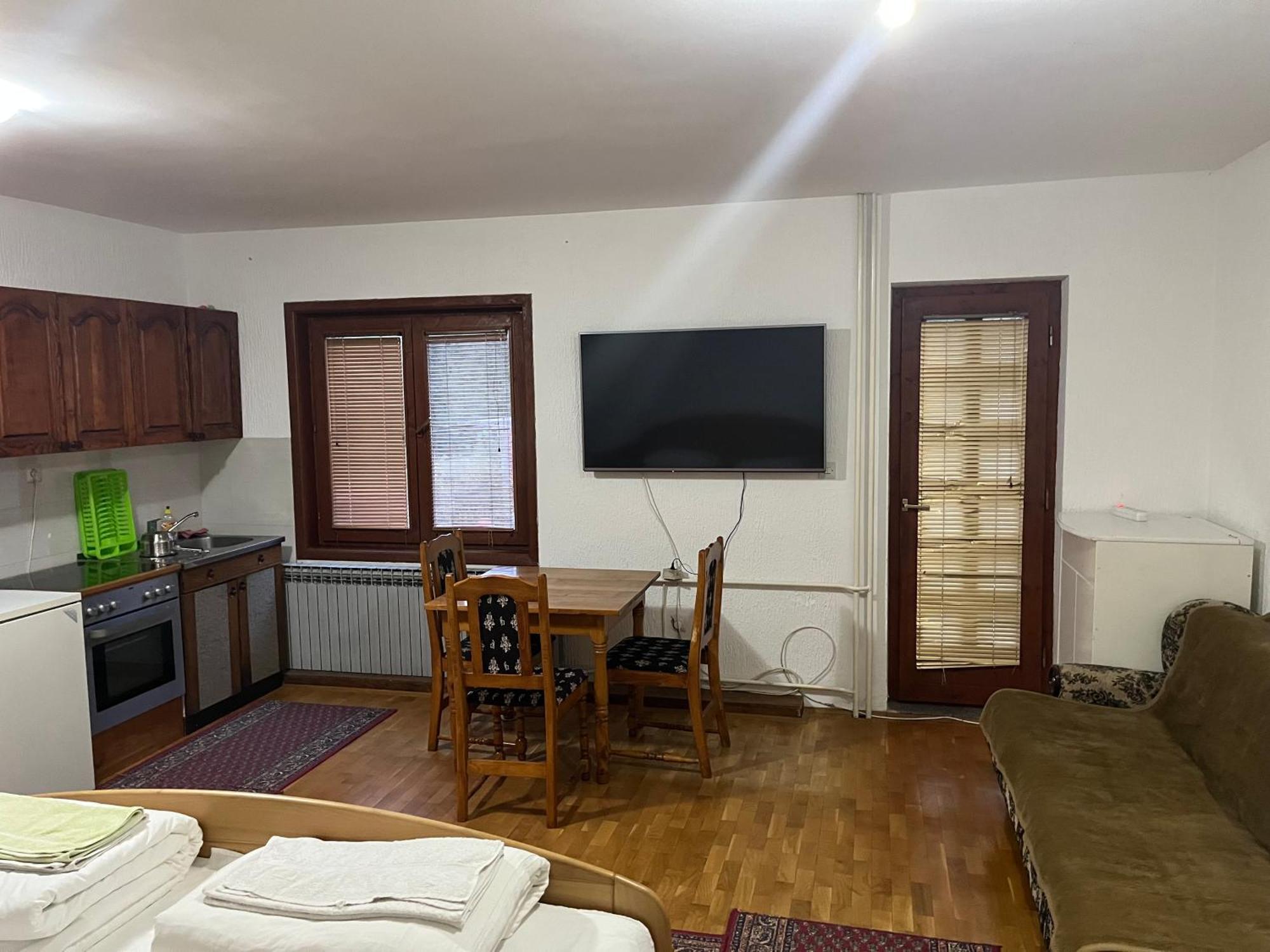 Apartments And Rooms Vicko Brzeće Extérieur photo