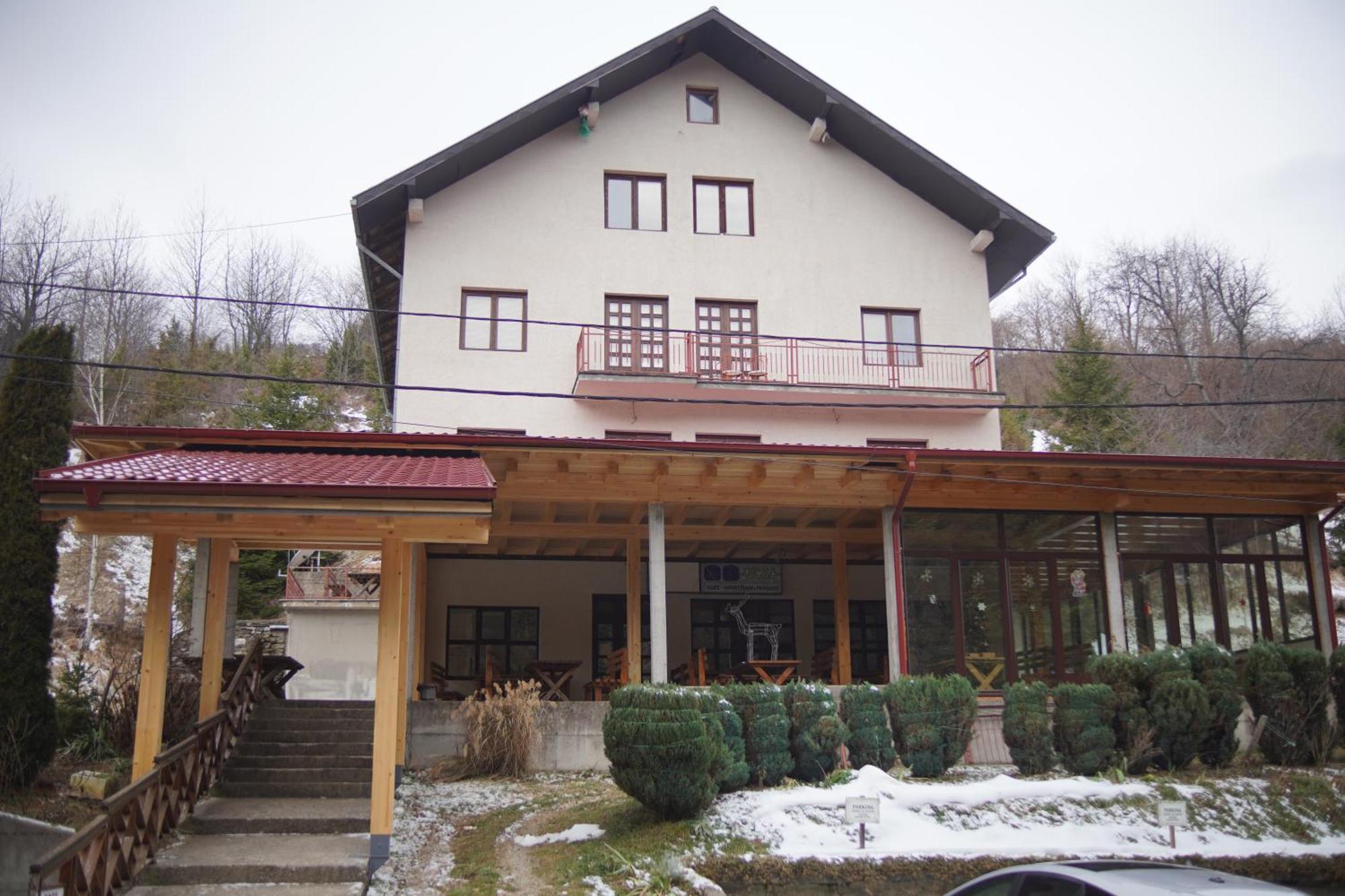 Apartments And Rooms Vicko Brzeće Extérieur photo