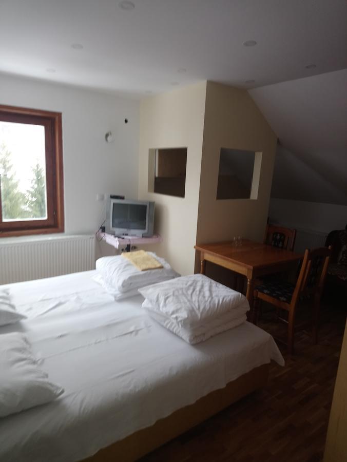 Apartments And Rooms Vicko Brzeće Extérieur photo